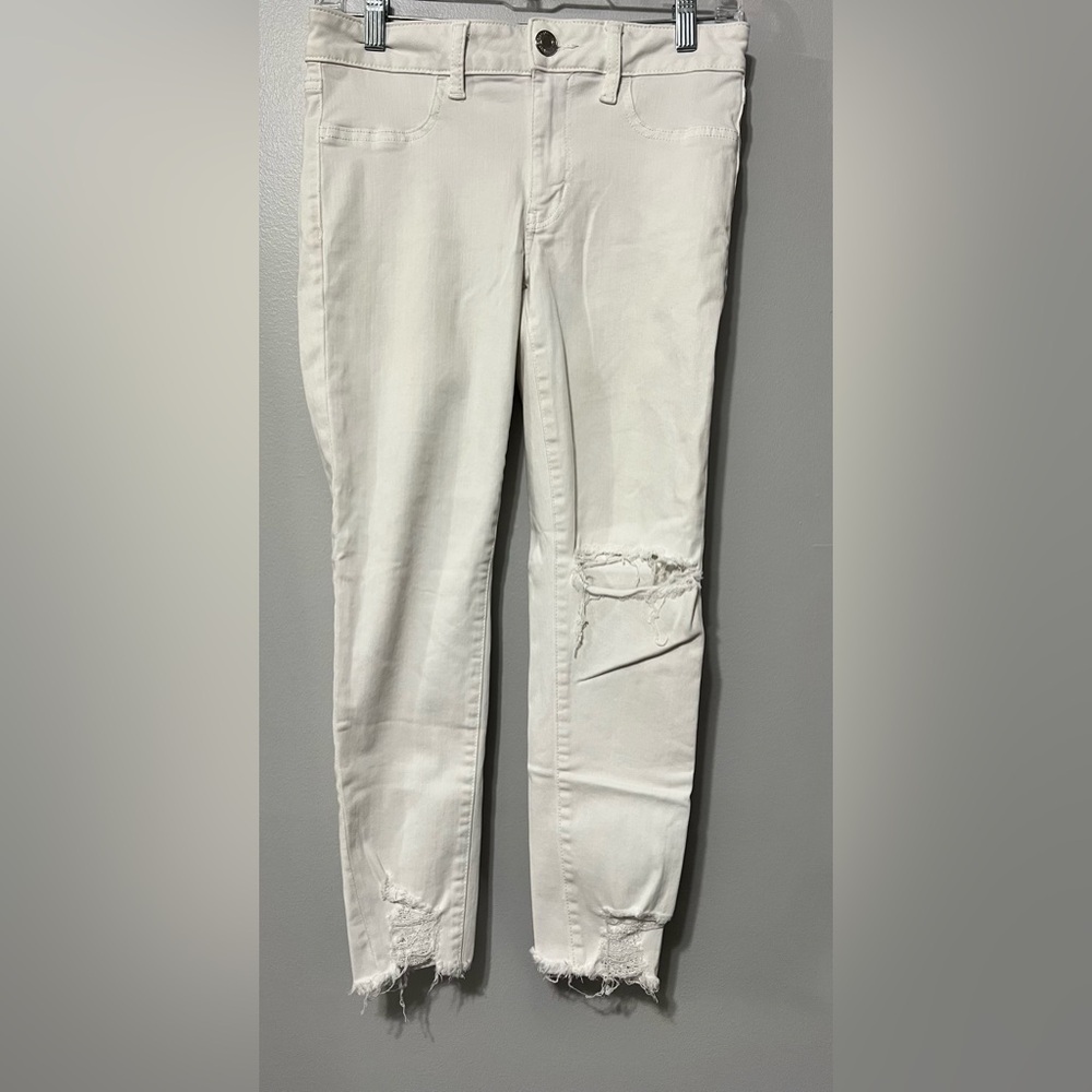 American Eagle Outfitters Distressed Jeans 6S